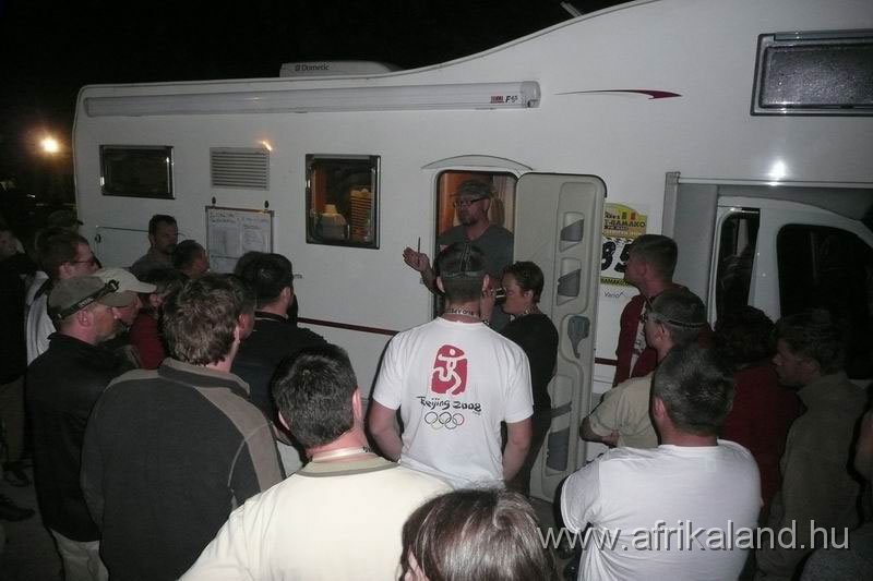 B2B2011_442.jpg - Eligazítás