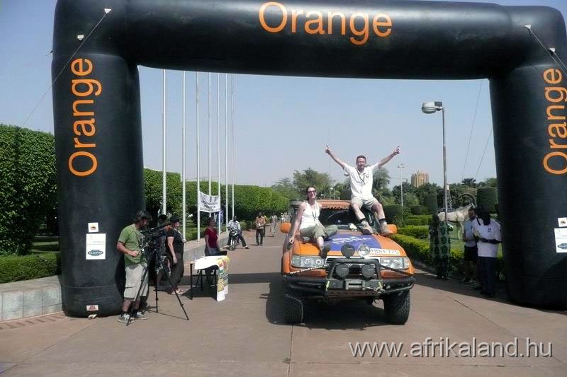B2B2011_717.jpg - Beértünk