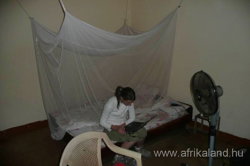 2011Burkina_0136.jpg - Boboi hotel