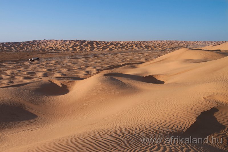 Saharun_380.jpg